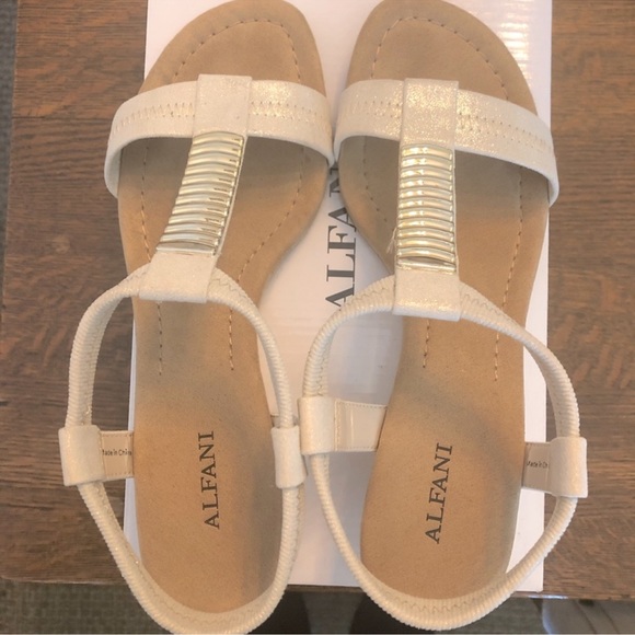 Alfani, gold, shimmer, wedge - Picture 2 of 8